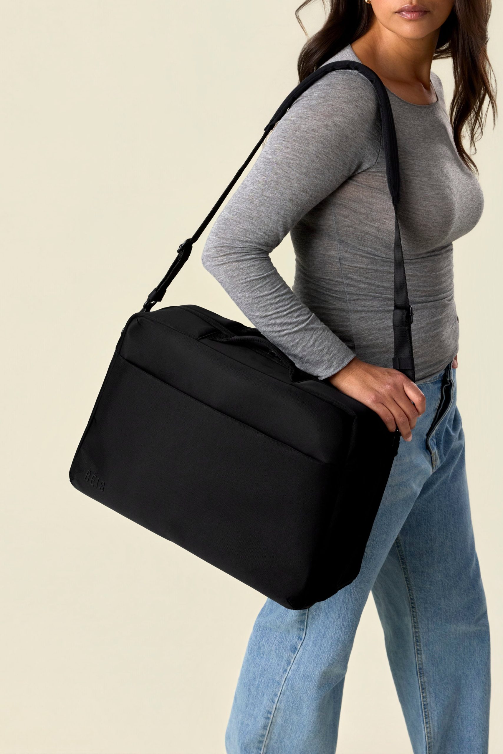 The Ultimate Travel Duffle in Black - Image 4