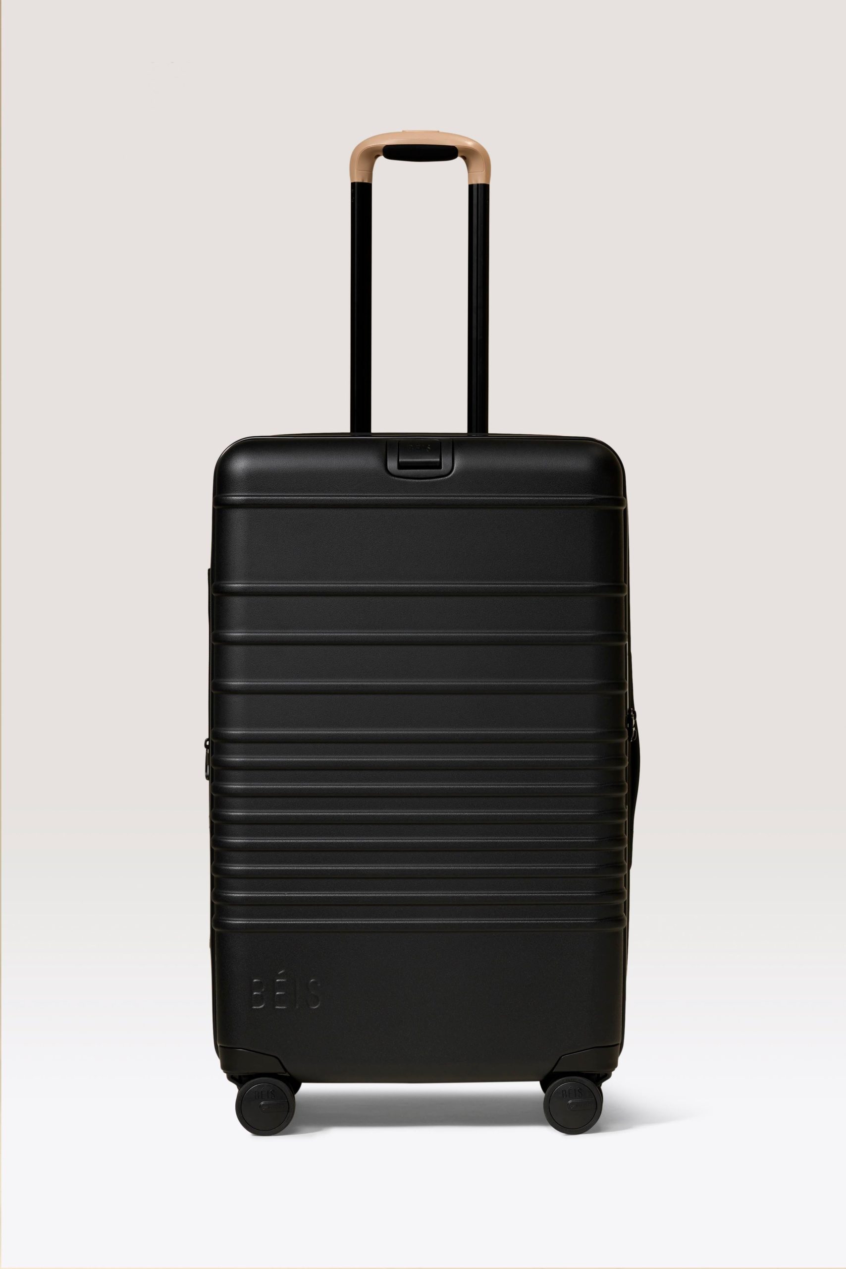 The Medium Check-In Roller in Black