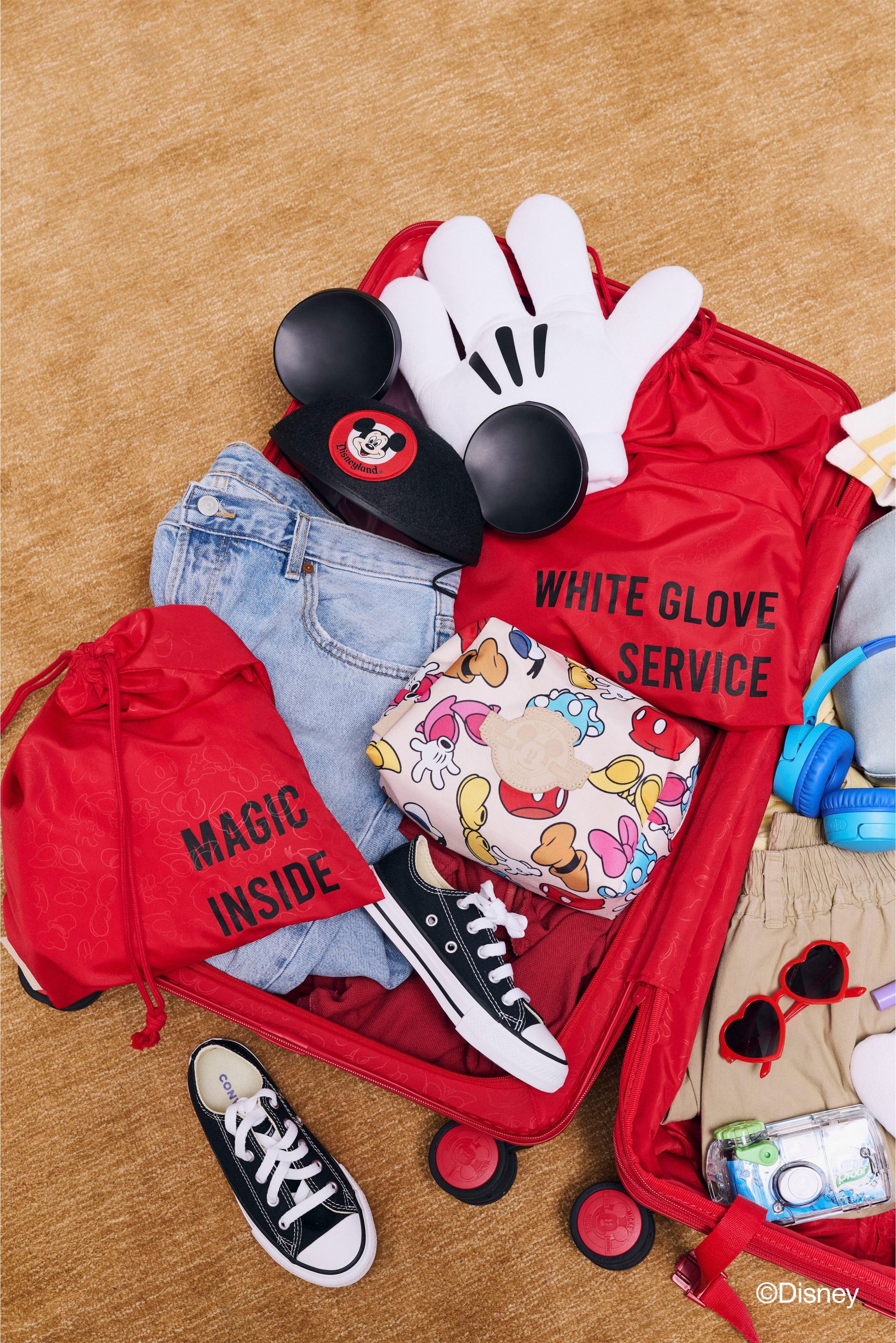 The Disney Travel Pouch in Mickey & Friends - Image 3