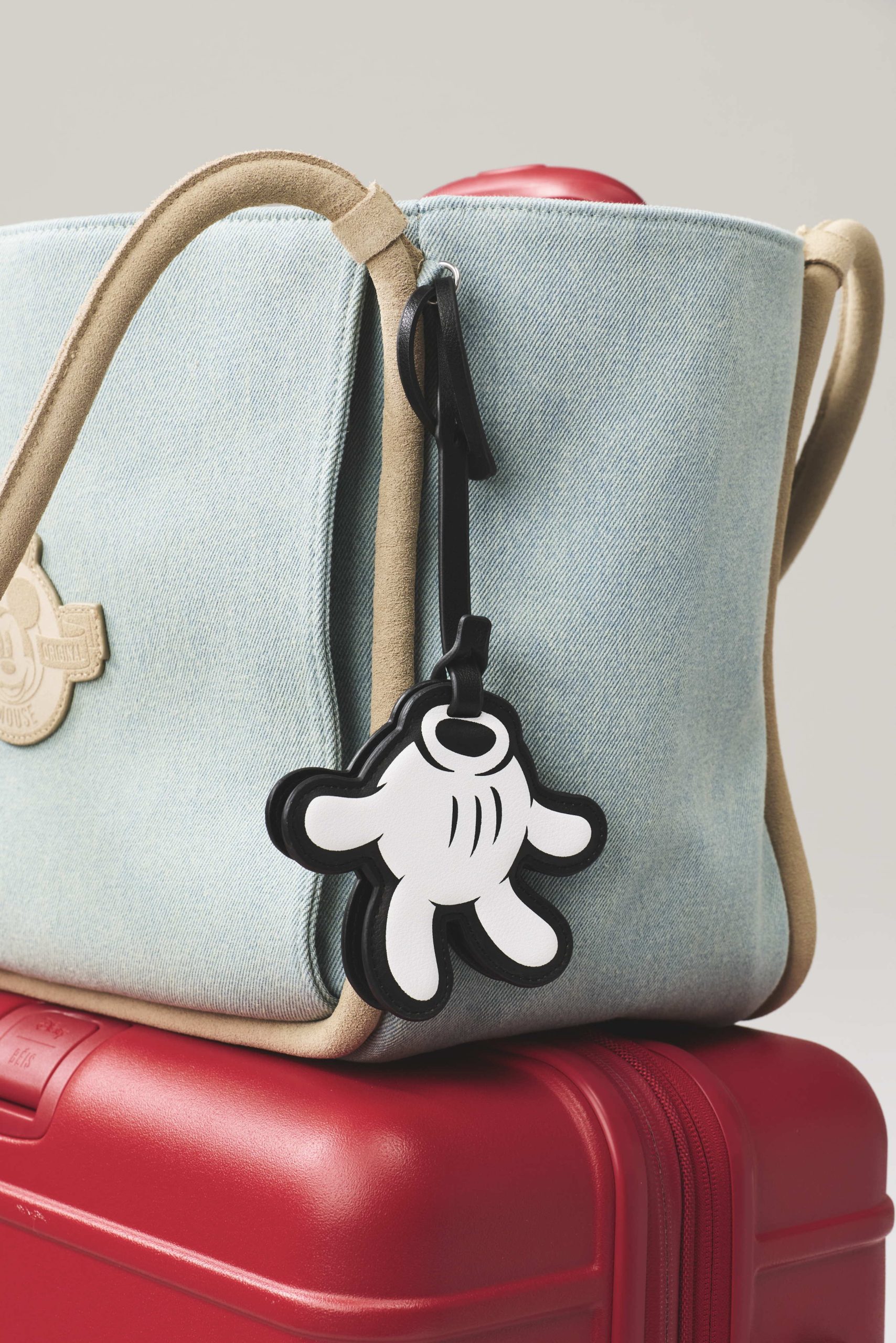 The Mickey Mouse Glove Mirror Charm in Black - Image 3